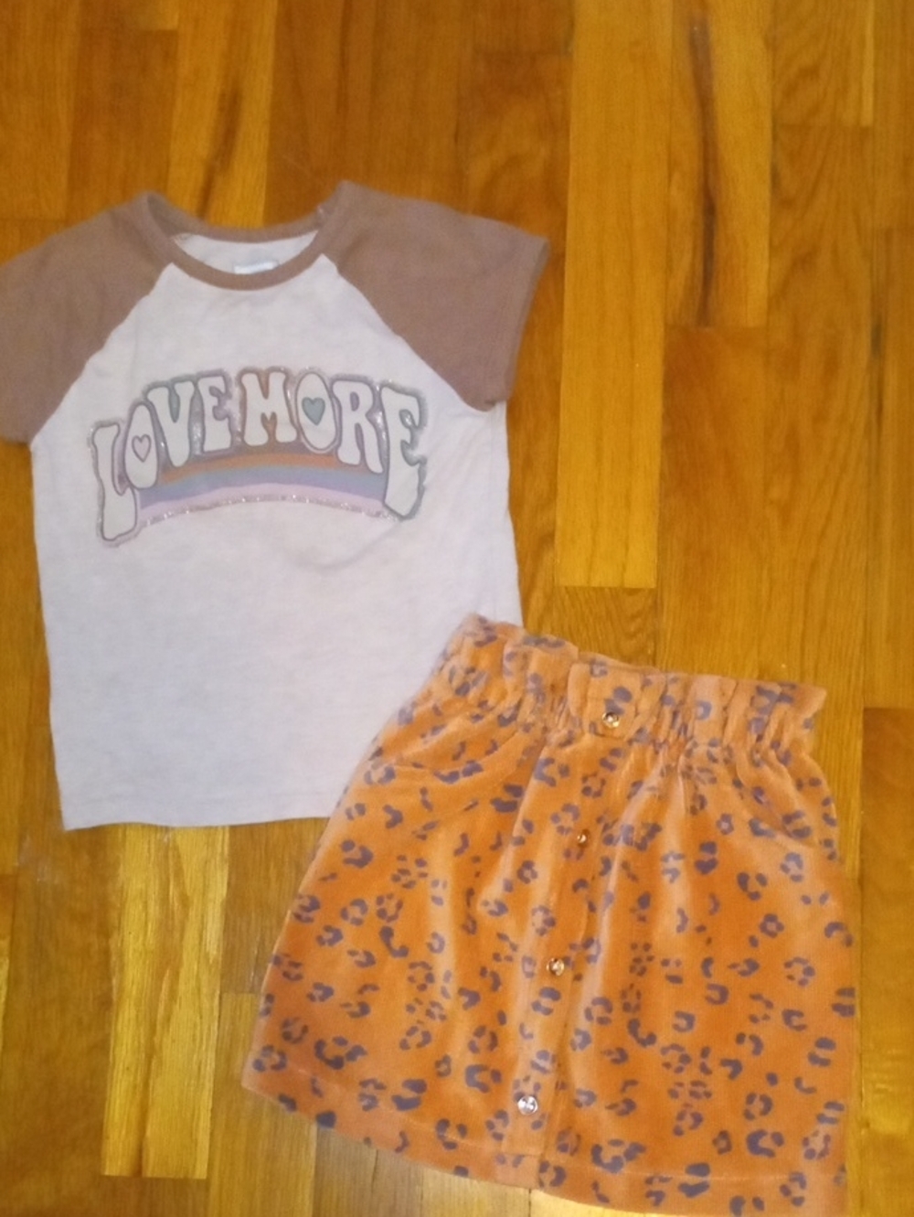 girls 3t 'Love More' Short sleeve tee, leopard print skirt